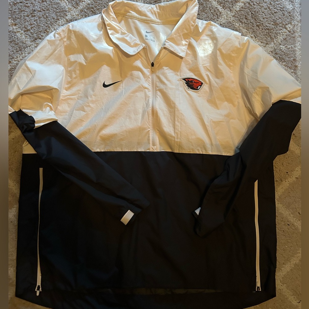 Nike Black and White Windbreaker Jacket

Oregon State
